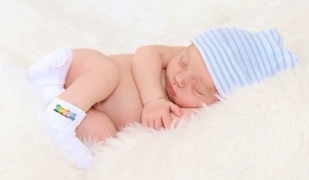 Newborn Baby Year Hat & Sock Set