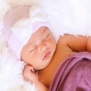 Newborn Girl 2-Ply Specialty Bow Hats