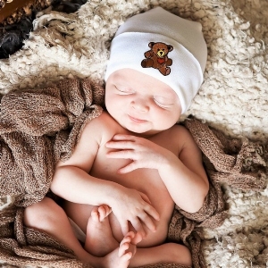  Newborn Baby Hospital Hat Set with Matching Socks & Mittens  (Pink) by Nurses Choice : Everything Else